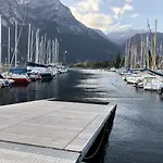 North Lake Riva Apartment, Steps From The Garda Lake